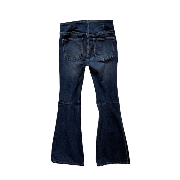 We The Free Size 25 Penny Pull-On Flare Blue Jeans Mid-Rise Bell Bottoms Boho - Picture 3 of 15